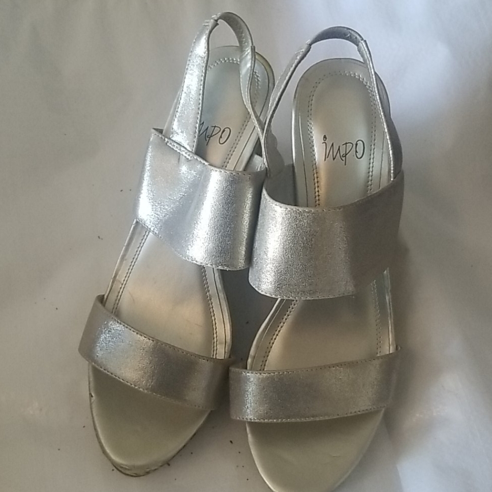 Ladies wedge shoes